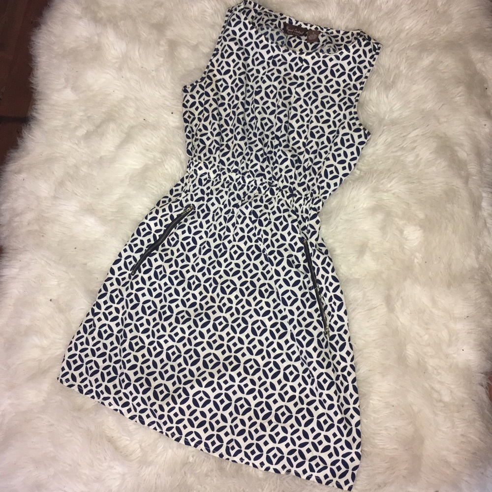 Speed Central NY-Fun, casual dress